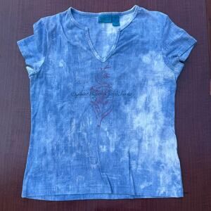 TeeCo Blue Tie-Dye Floral Graphic V-Neck Tee - Medium‎